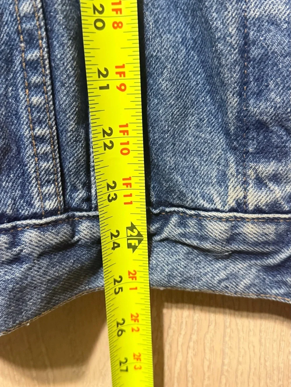 Vintage Levi’s Denim Trucker Jacket Blanket Lined Tan Collar USA Medium 75590239